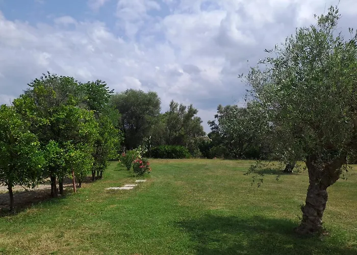 Francesca - Con Giardino Castellaneta