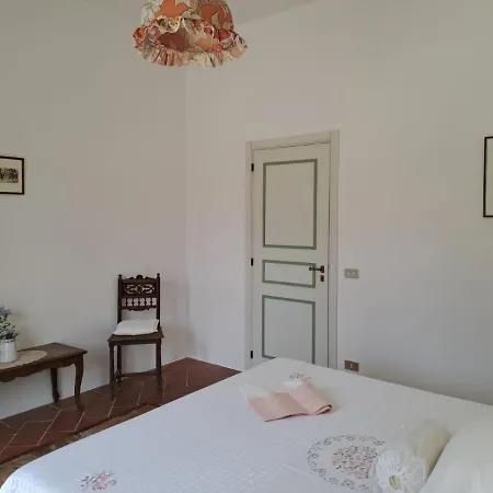 Lodge Francesca - Con Giardino Castellaneta